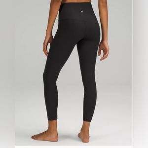 black lululemon leggings